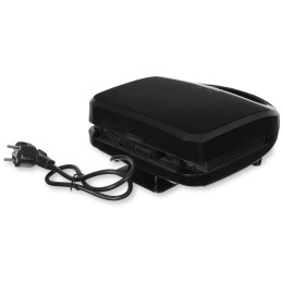 Сэндвичница STARWIND SSM2103 750Вт черный