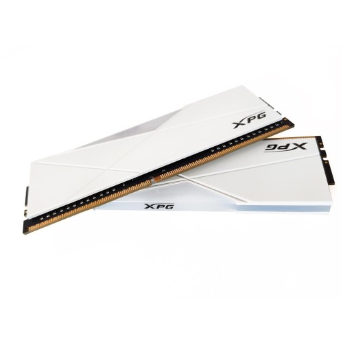 Модуль памяти 16GB ADATA DDR4 3200 DIMM XPG SPECTRIX D50 RGB White Gaming Memory AX4U32008G16A-DW50 Non-ECC, CL16, 1.35V, Heat Shield, Kit (2x8GB), RTL