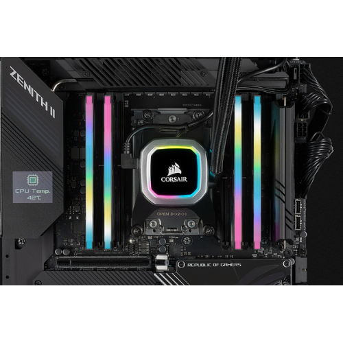 Память DDR4 2x16Gb 3200MHz Corsair CMH32GX4M2E3200C16 RTL Gaming PC4-25600 CL16 DIMM 288-pin 1.35В