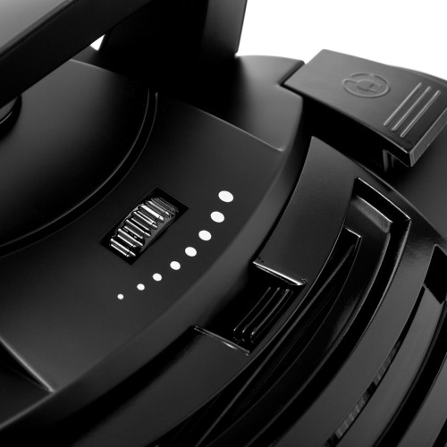 Пылесос BRAYER BR4204 циклонного типа 2200Вт, 4л, всасыв 420 Вт, Hepa, телес, 5м, паркетная щетка