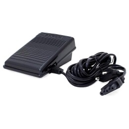 Швейная машина Janome 1522RD 25 операции, петля автомат, верт. челнок, нитевдеватель, мягкий  , подарочный набор (шпульки, ножницы, сантиметровая лента, игольница )