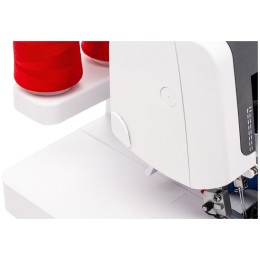 Оверлок MERRYLOCK 220 белый