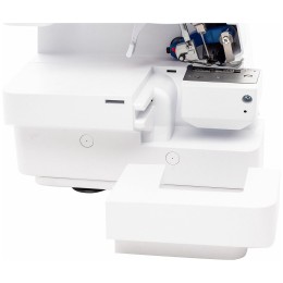 Оверлок MERRYLOCK 220 белый