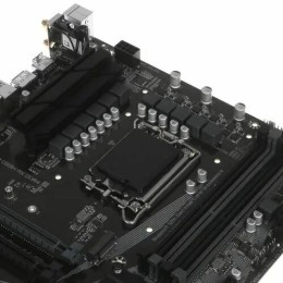 Материнская плата Gigabyte B660 DS3H AX DDR4 Soc-1700 Intel B660 4xDDR4 ATX AC`97 8ch(7.1) GbLAN RAID+HDMI+DP