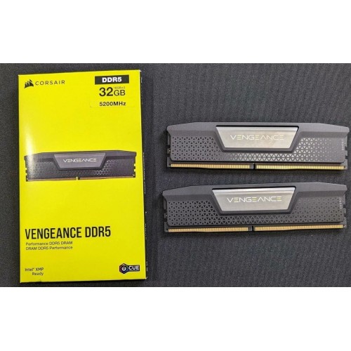 Память DDR5 2x16Gb 5200MHz Corsair CMK32GX5M2B5200C40 Vengeance RTL PC5-41600 CL40 DIMM 288-pin 1.25В