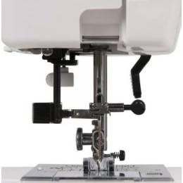 Швейная машина JANOME 7524A белый