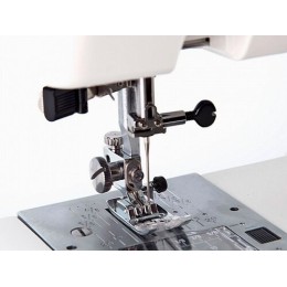 Швейная машина JANOME 7524A белый
