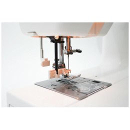 Швейная машина JANOME 7518A белый