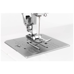 Швейная машина JANOME LW-10 белый