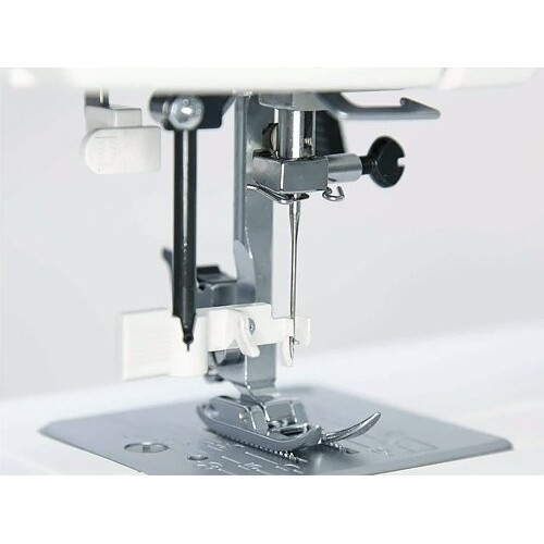 Швейная машина JANOME EL545S белый