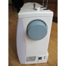 Швейная машина JANOME 423S белый