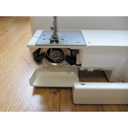 Швейная машина JANOME 423S белый