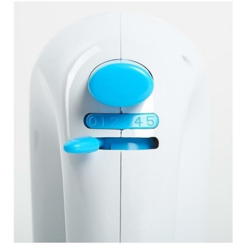 Миксер ENERGY EN-247 (Мощность 200Вт. 5 скоростей работы. Стальные хромированные венчики для взбивания и насадки для замешивания теста.)