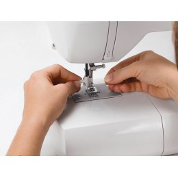 Швейная машина SINGER Starlet 6699 белый