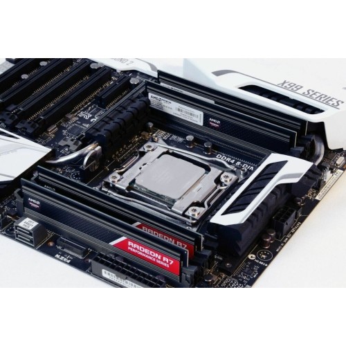 Модуль памяти 16GB AMD Radeon™ DDR4 2400 DIMM R7 Performance Series Black R7416G2400U2S-UO Non-ECC, CL15, 1.2V, Bulk