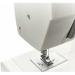 Швейная машина CHAYKA 142М