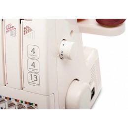 Оверлок MERRYLOCK 5000 белый