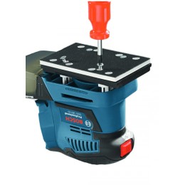 Машинка шлифовальная плоская (вибрационная) BOSCH GSS 18V-10 соло (0.601.9D0.200)  без акб и зу 18В