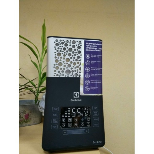 Увлажнитель воздуха Electrolux EHU-3710D ультразвуковой