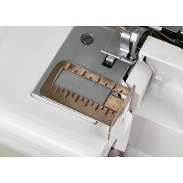 Машина-оверлок COMFORT 110 