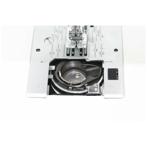 Швейная машина JANOME 7518A белый